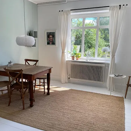 Ostervang 2, Daire Maribo